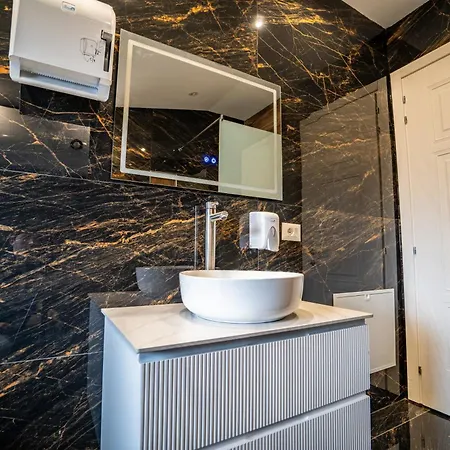 7even Boutique * Tirana