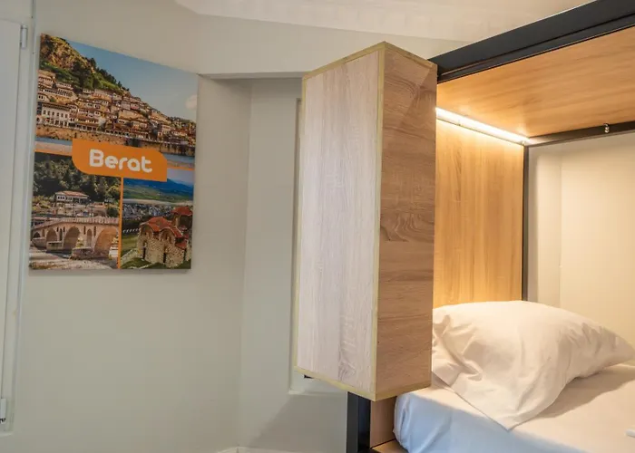 7even Boutique * Tirana