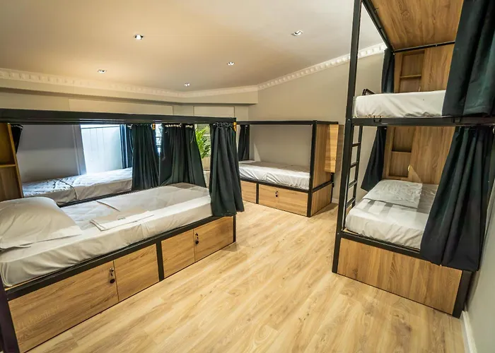 7even Boutique 地拉那