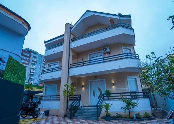 7even Boutique * 地拉那